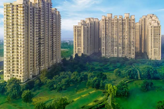 DLF Capital Greens