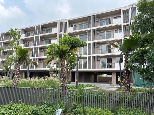 DLF Gardencity Enclave (Phase I)